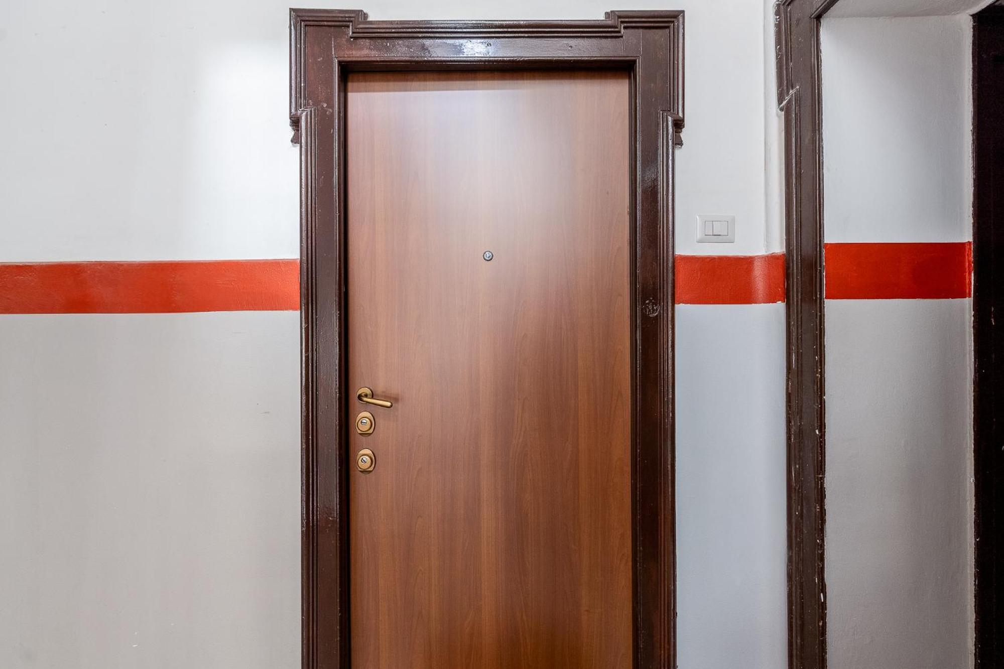 Luxury Apartment - Near Stazione Centrale Mediolan Zewnętrze zdjęcie